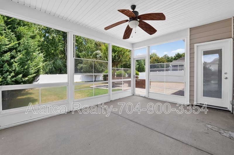 For Rent: 11528 Lottingly Dr Huntersville NC 28078 property image
