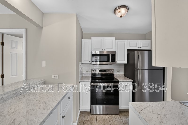 For Rent: 3134 Driftwood Dr Apt A Charlotte NC 28205 property image