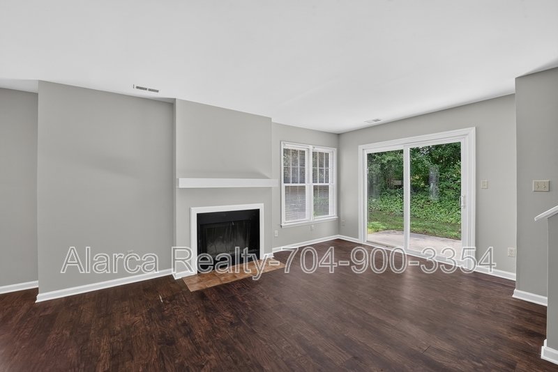 For Rent: 3134 Driftwood Dr Apt A Charlotte NC 28205 property image