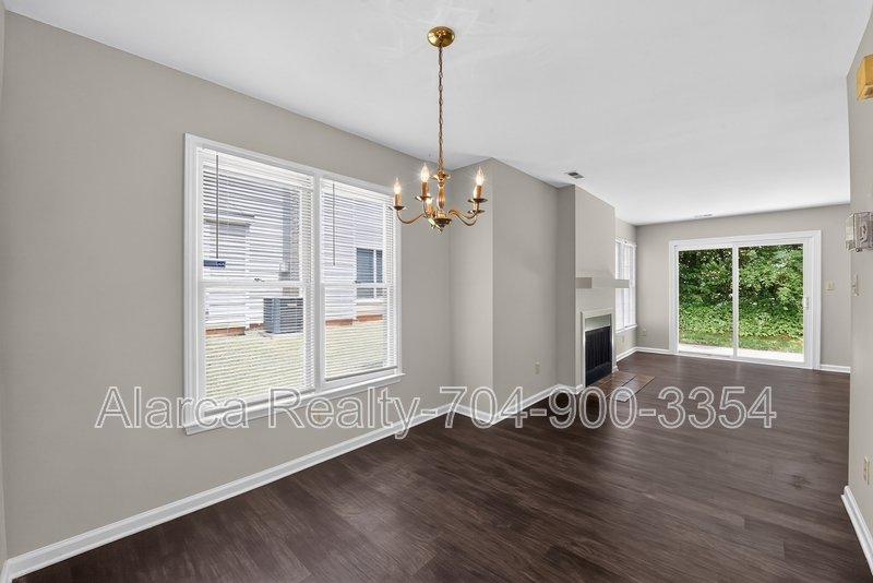 For Rent: 3134 Driftwood Dr Apt A Charlotte NC 28205 property image