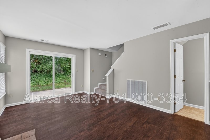 For Rent: 3134 Driftwood Dr Apt A Charlotte NC 28205 property image