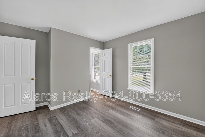 For Rent: 3134 Driftwood Dr Apt A Charlotte NC 28205 property image