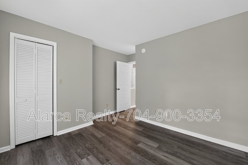 For Rent: 3134 Driftwood Dr Apt A Charlotte NC 28205 property image