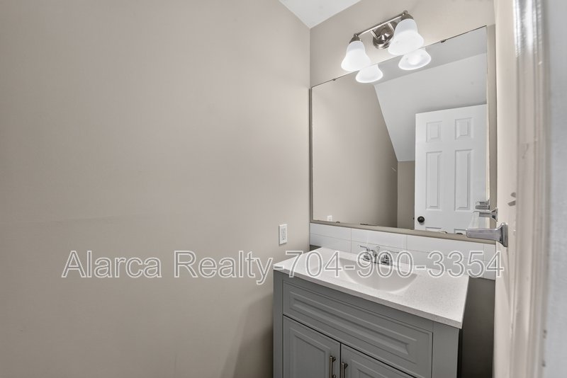 For Rent: 3134 Driftwood Dr Apt A Charlotte NC 28205 property image