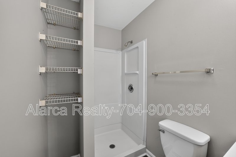 For Rent: 3134 Driftwood Dr Apt A Charlotte NC 28205 property image