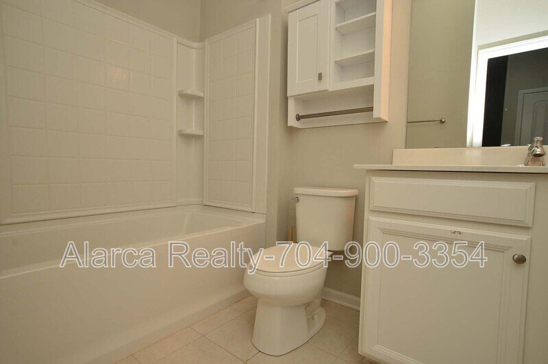 For Rent: 136 Morning Mist Ln Apt B Mooresville NC 28117 property image