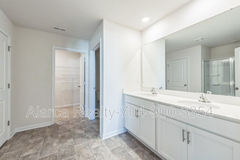 For Rent: 14220 Wilson Mac Ln Charlotte NC 28278 property image