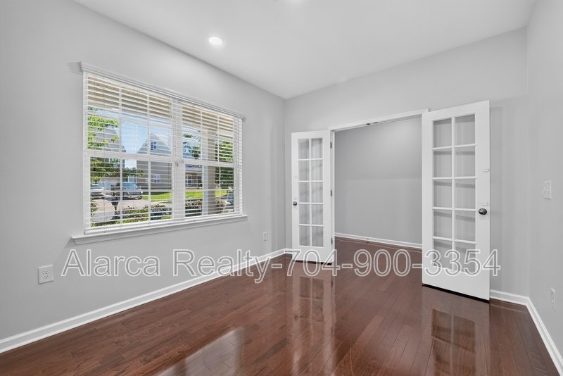 For Rent: 10431 Paisley Abbey Ln Charlotte NC 28273 property image