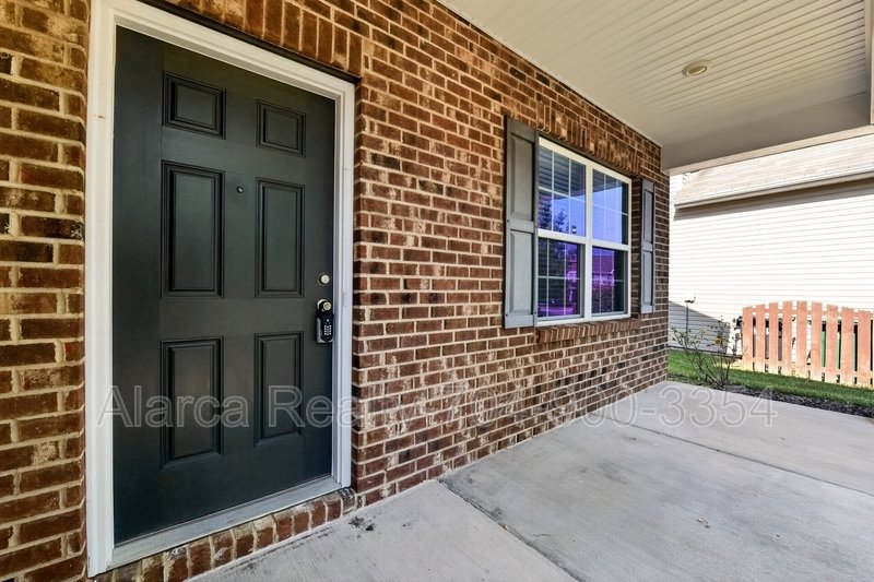 For Rent: 10431 Paisley Abbey Ln Charlotte NC 28273 property image