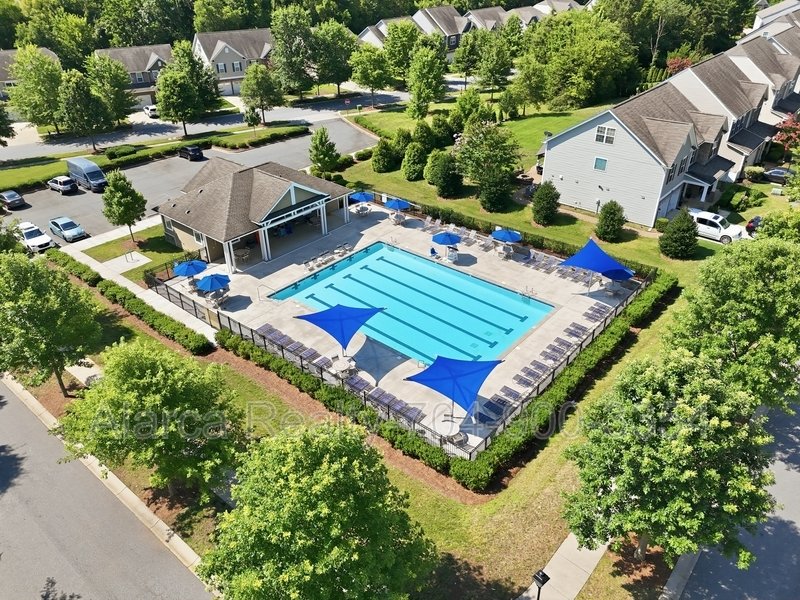 For Rent: 10431 Paisley Abbey Ln Charlotte NC 28273 property image