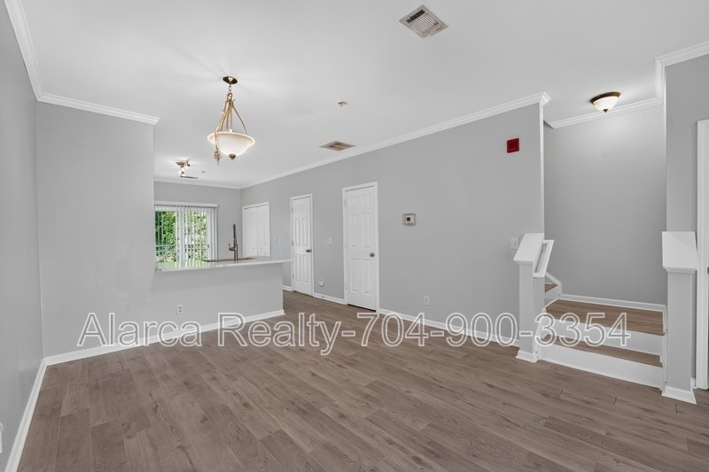 For Rent: 3809 Picasso Ct Charlotte NC 28205 property image