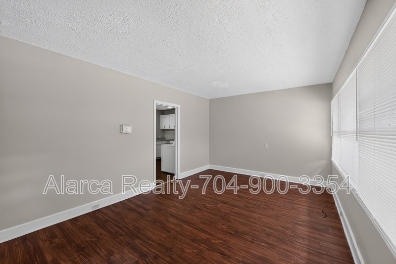 For Rent: 1007 Green Circle Dr Gastonia NC 28054 property image