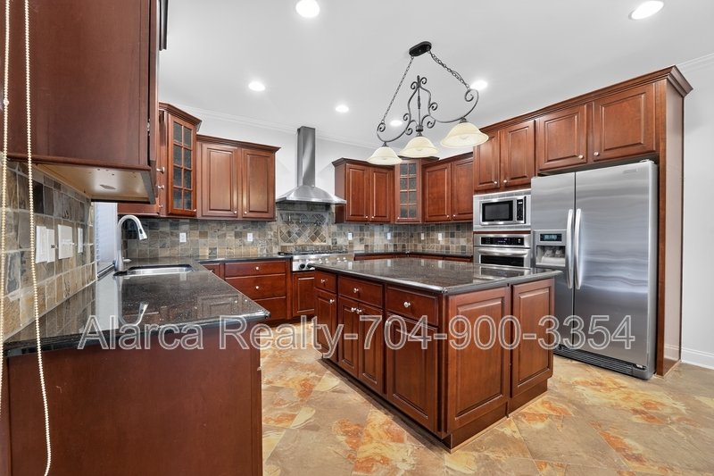 For Rent: 2718 Old Course Rd Monroe NC 28112 property image