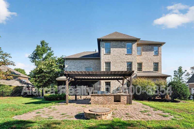For Rent: 2718 Old Course Rd Monroe NC 28112 property image