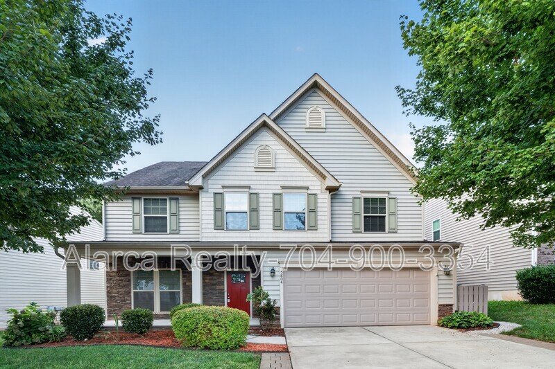 For Rent: 5804 Selkirkshire Rd Charlotte NC 28278 property image