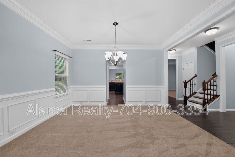 For Rent: 5804 Selkirkshire Rd Charlotte NC 28278 property image