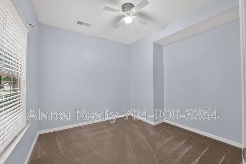 For Rent: 5804 Selkirkshire Rd Charlotte NC 28278 property image
