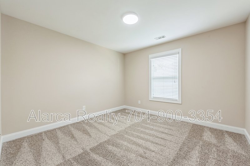 For Rent: 1020 Ridge Haven Rd, Waxhaw, NC 28173 property image