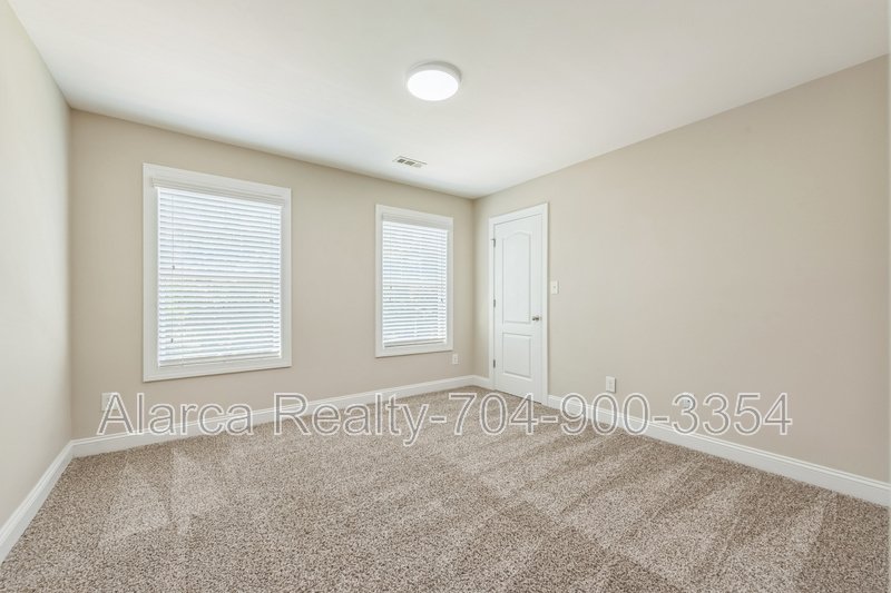 For Rent: 1020 Ridge Haven Rd, Waxhaw, NC 28173 property image