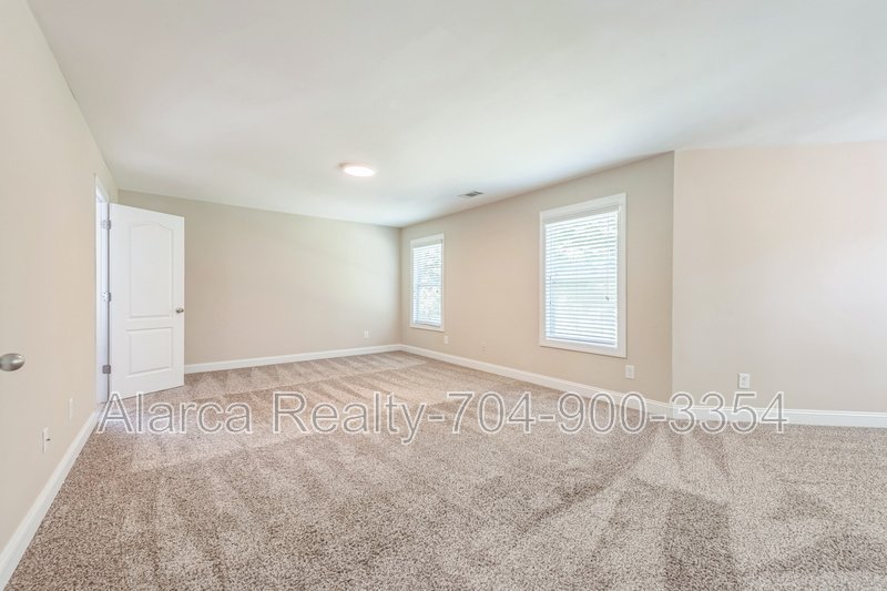 For Rent: 1020 Ridge Haven Rd, Waxhaw, NC 28173 property image