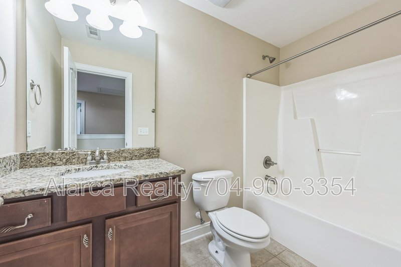 For Rent: 1020 Ridge Haven Rd, Waxhaw, NC 28173 property image