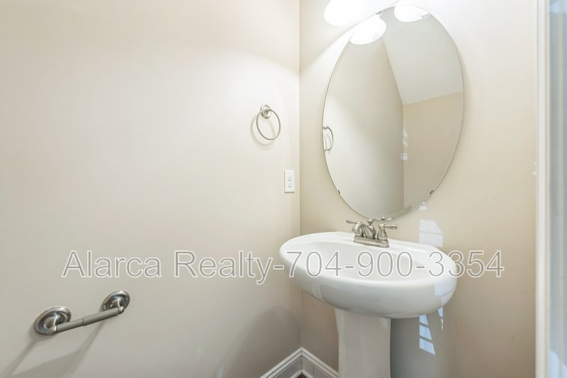 For Rent: 1020 Ridge Haven Rd, Waxhaw, NC 28173 property image