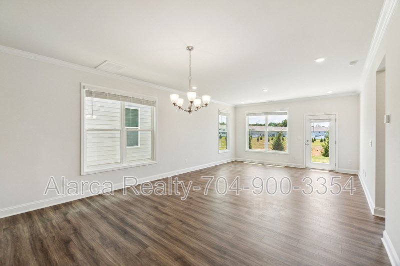 For Rent: 7871 Iron Rd Sherrills Ford NC 28673 property image