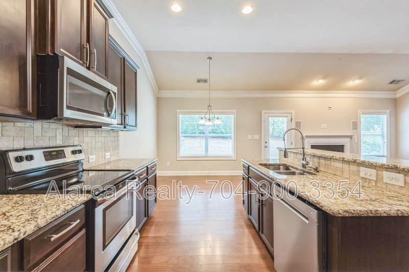 For Rent: 1016 Ridge Haven Rd, Waxhaw, NC 28173 property image