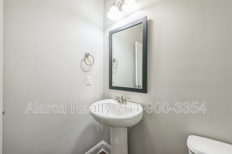 For Rent: 1016 Ridge Haven Rd, Waxhaw, NC 28173 property image