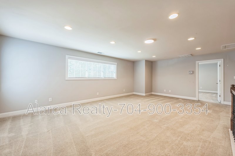 For Rent: 1016 Ridge Haven Rd, Waxhaw, NC 28173 property image