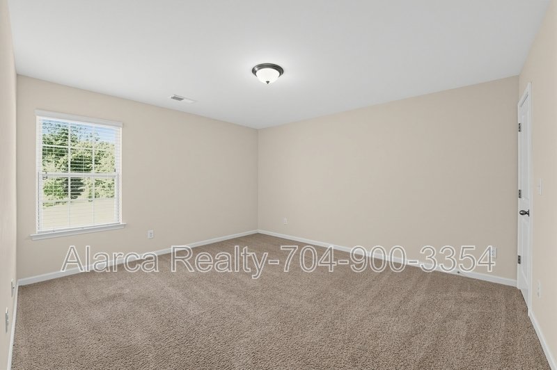 For Rent: 9724 Chase View Dr Matthews NC 28105 property image