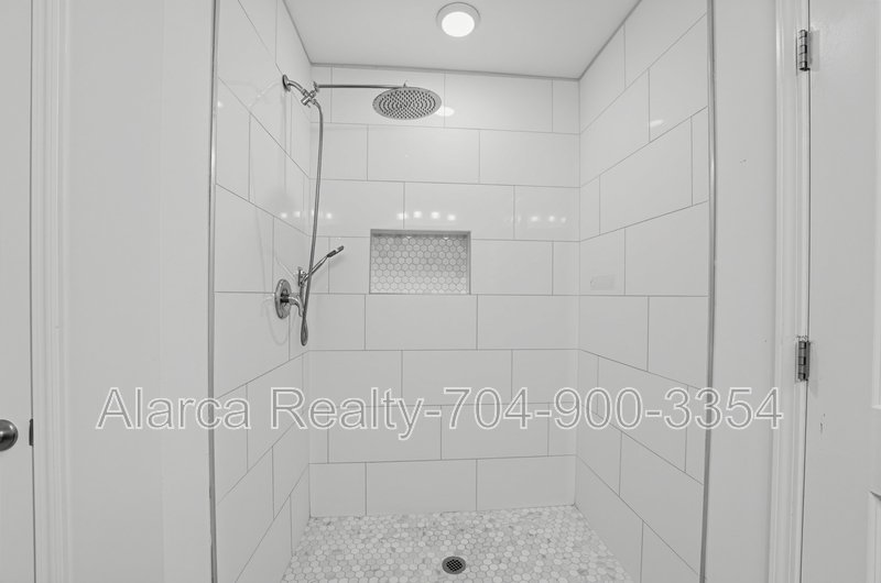 For Rent: 9724 Chase View Dr Matthews NC 28105 property image