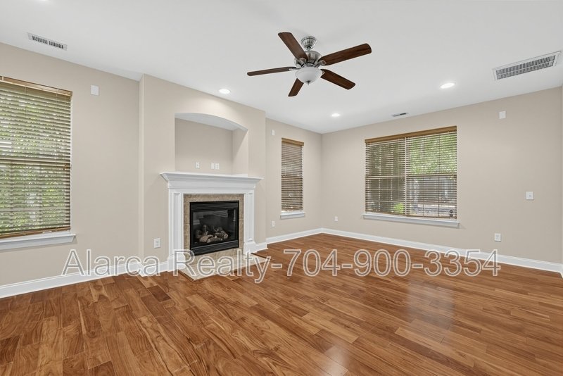 For Rent: 12928 Windy Lea Ln Huntersville NC 28078 property image