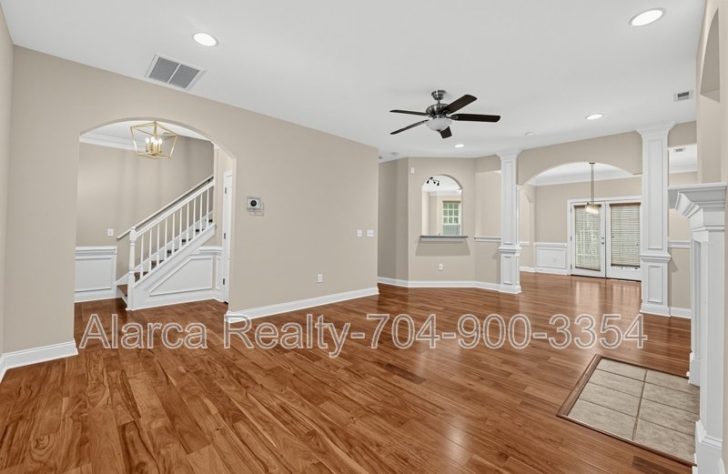 For Rent: 12928 Windy Lea Ln Huntersville NC 28078 property image