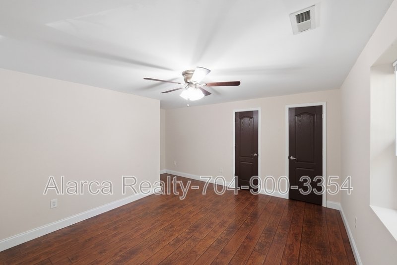 For Rent: 1542 Monument Ave Gastonia NC 28052 property image