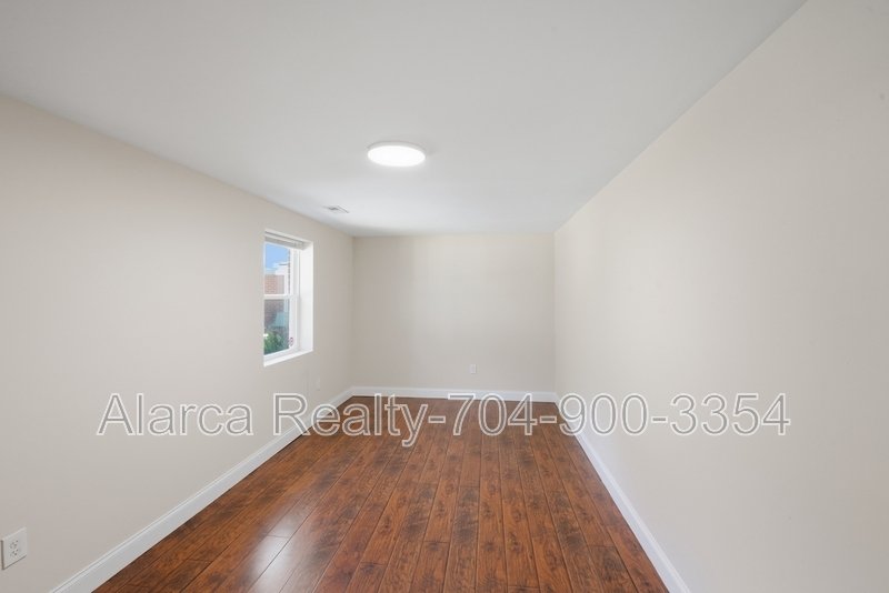 For Rent: 1542 Monument Ave Gastonia NC 28052 property image