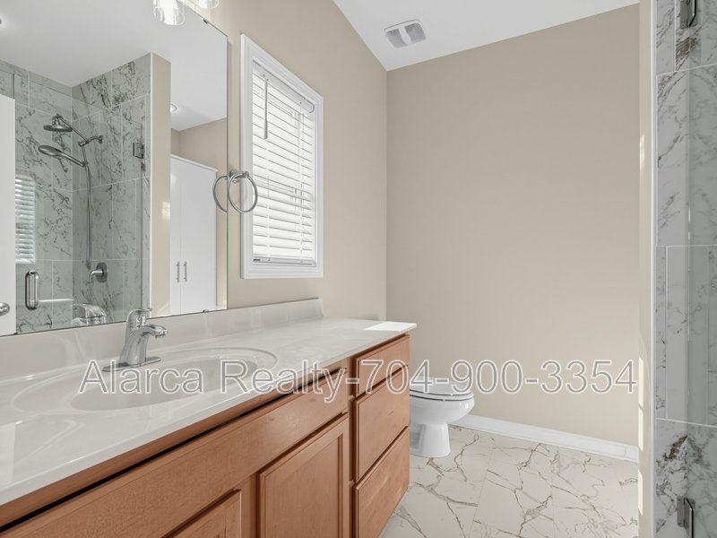 For Rent: 11410 Potters Row Cornelius, NC 28031 property image