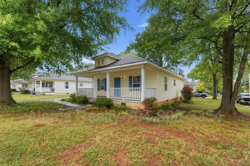 For Rent: 	525 Church St Belmont NC 28012 property image