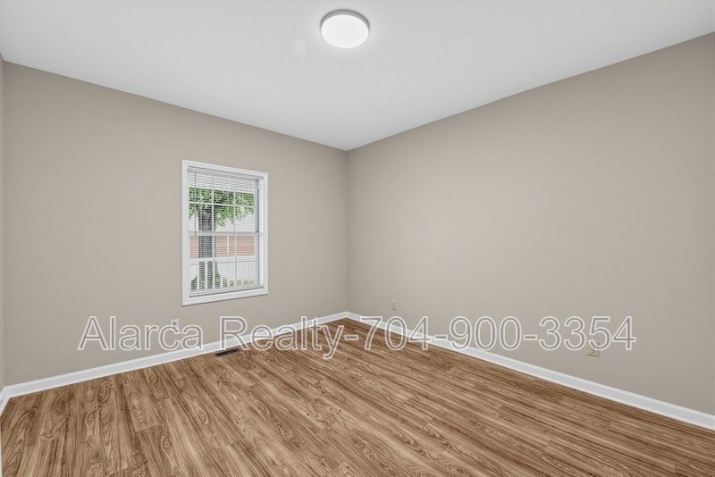 For Rent: 	525 Church St Belmont NC 28012 property image