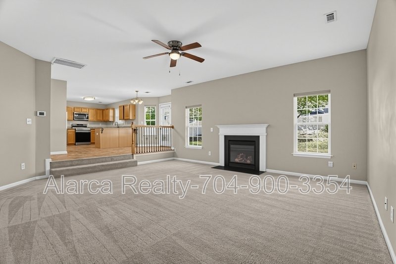 For Rent: 18603 Coachmans Trce Cornelius NC 28031 property image