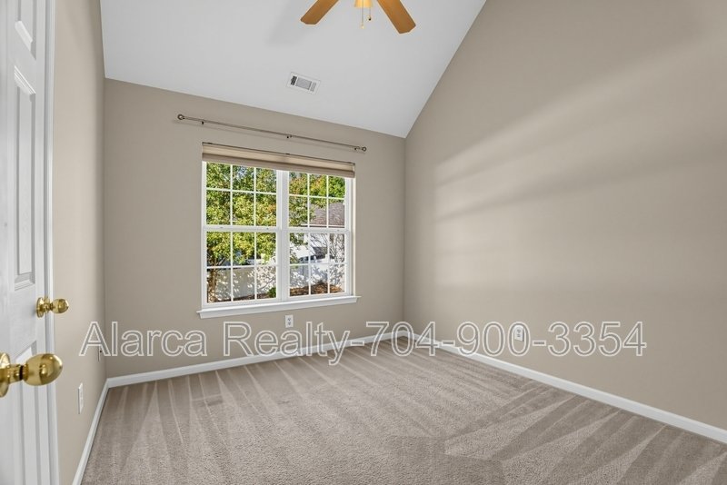 For Rent: 18603 Coachmans Trce Cornelius NC 28031 property image