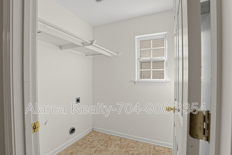 For Rent: 18603 Coachmans Trce Cornelius NC 28031 property image