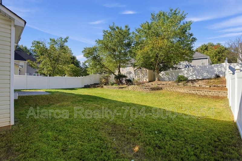 For Rent: 18603 Coachmans Trce Cornelius NC 28031 property image