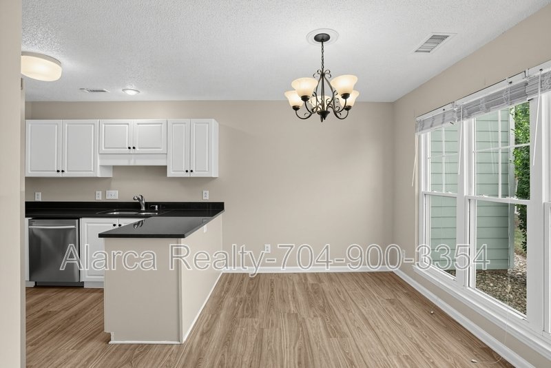 For Rent: 17460 Tuscany Ln Cornelius NC 28031 property image