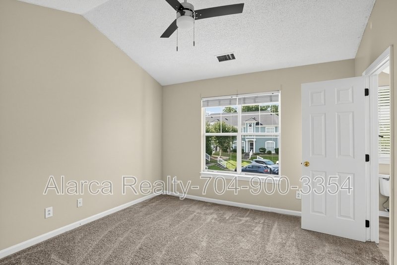 For Rent: 17460 Tuscany Ln Cornelius NC 28031 property image