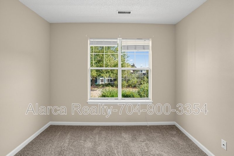 For Rent: 17460 Tuscany Ln Cornelius NC 28031 property image