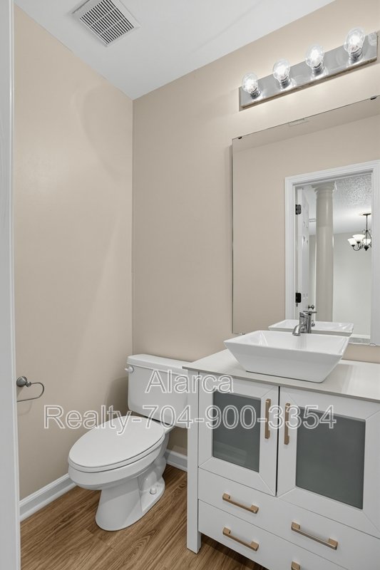 For Rent: 17460 Tuscany Ln Cornelius NC 28031 property image