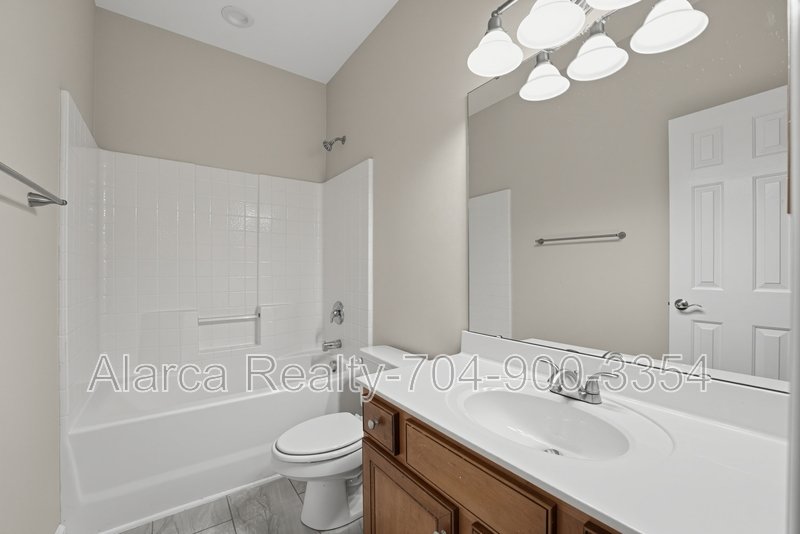 For Rent: 8532 Westmoreland Lake Dr Cornelius NC 28031 property image