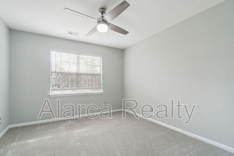 For Rent: 9101 Exbury Ct Charlotte NC 28269 property image