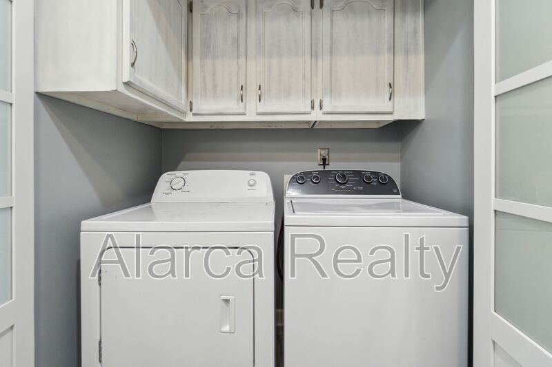 For Rent: 9101 Exbury Ct Charlotte NC 28269 property image